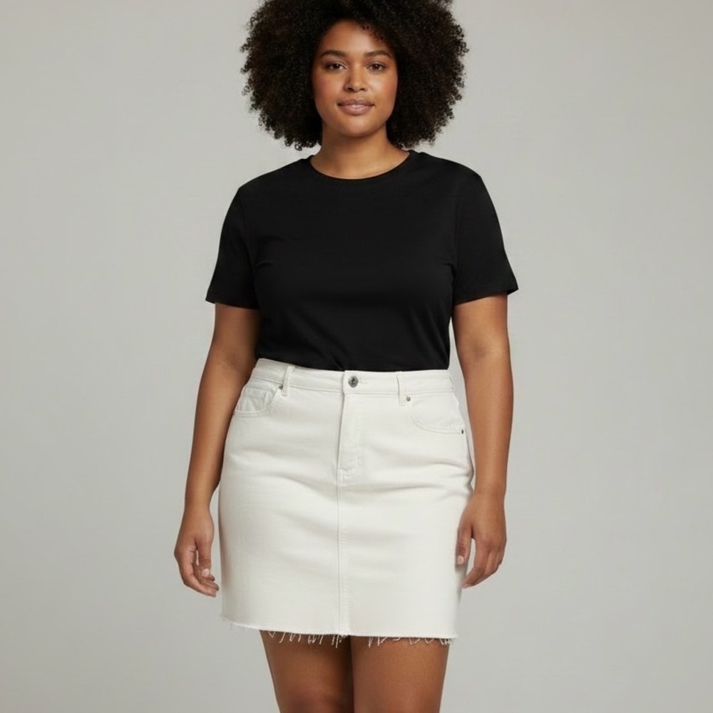 LOFT White Denim Mini Skirt Raw Hem 18 Modern Edgy Boho Beach Coastal Clean Girl